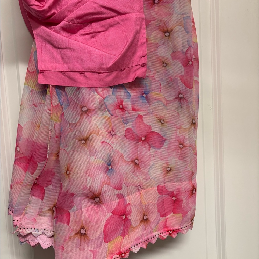 Beautiful Floral Pink and Multicolor saree with Pico and fall. Ready-made blouse